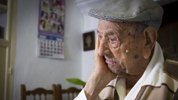 В Испании в возрасте 113 лет умер самый старый мужчина на планете