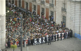 Центр Мадрида закрыли для пешеходов  из-за  новых митингов 