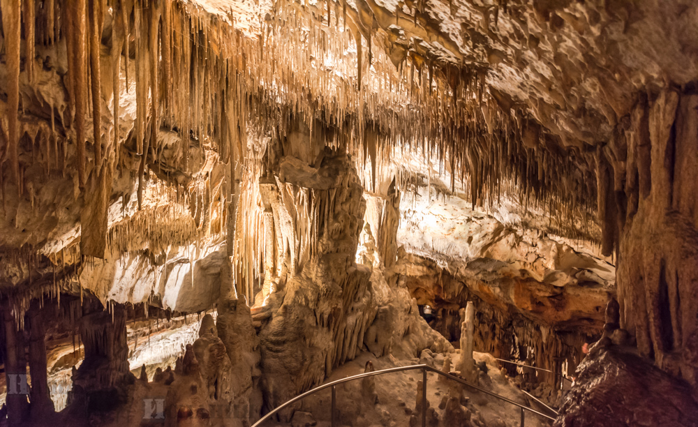 10 красивейших пещер Испании