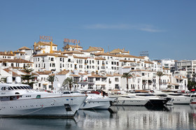 Порт Puerto Banus