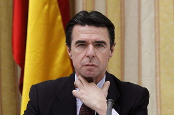 Министр промышленности Хосе Мануэль Сория подал в отставку