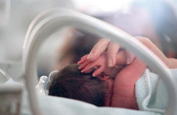 Число новорожденных в Испании выросло впервые за пять лет