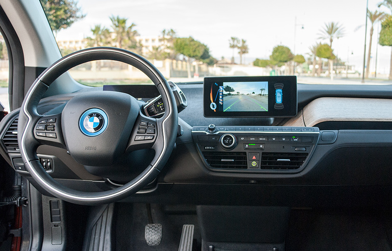 Тест-драйв BMW i3